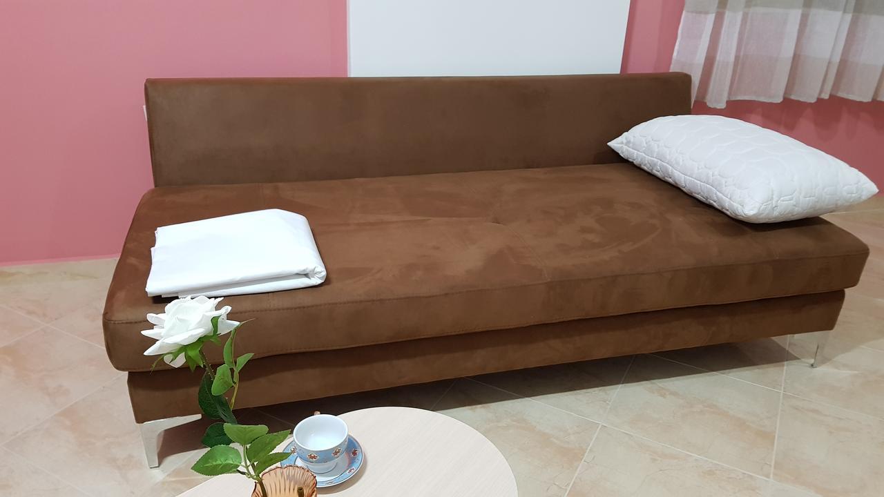 Appartamento Giallo Vlore Luaran gambar