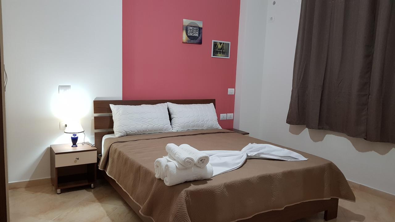 Appartamento Giallo Vlore Luaran gambar
