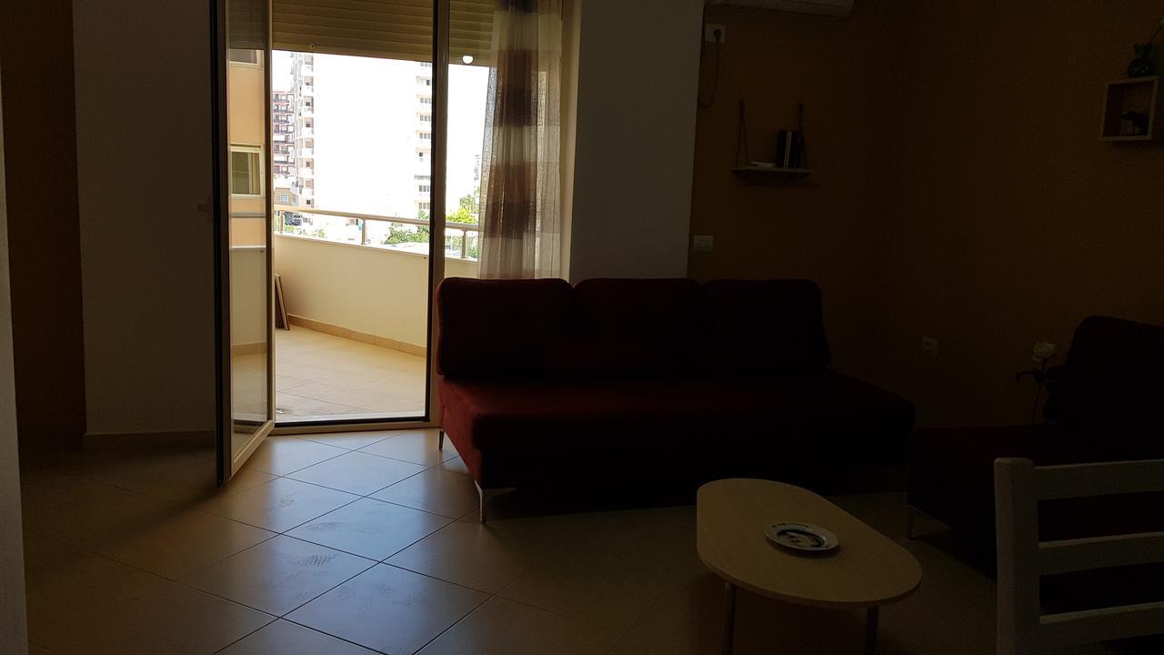 Appartamento Giallo Vlore Luaran gambar