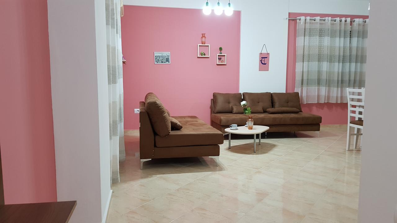 Appartamento Giallo Vlore Luaran gambar